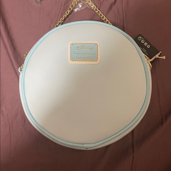 Disney Loungefly Mickey and mMinnie globe bag - Picture 4 of 5